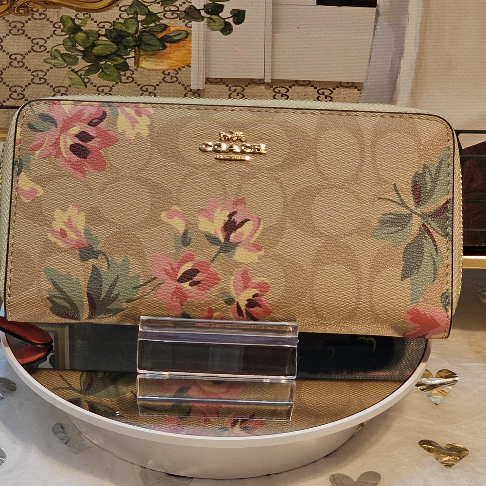 Coach Accodian Beige & Floral Print Signature Canvas Zipper Around Long Wallet